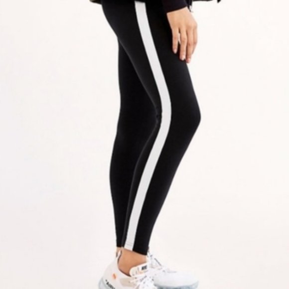 Tna Equator Side Stripe Legging in Gray - Picture 6 of 6